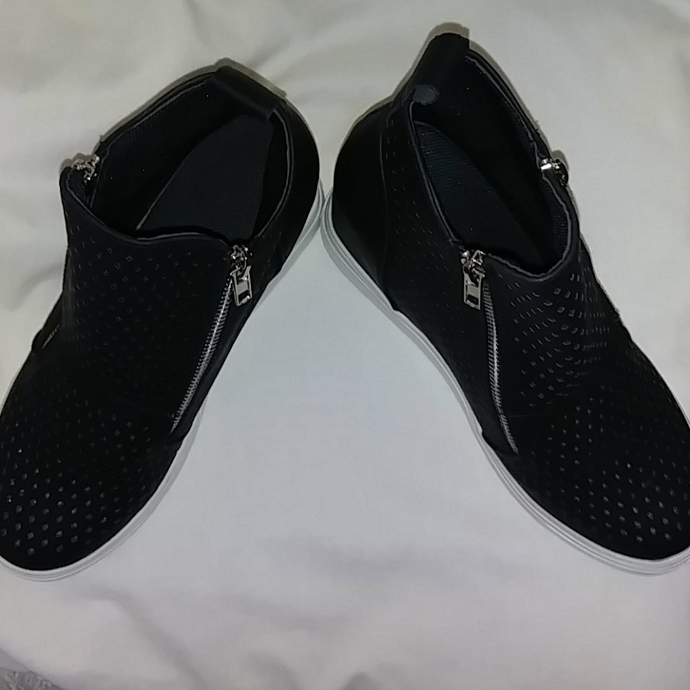 Black Perforated Hidden Wedge Hi Top Sneaker EU 40